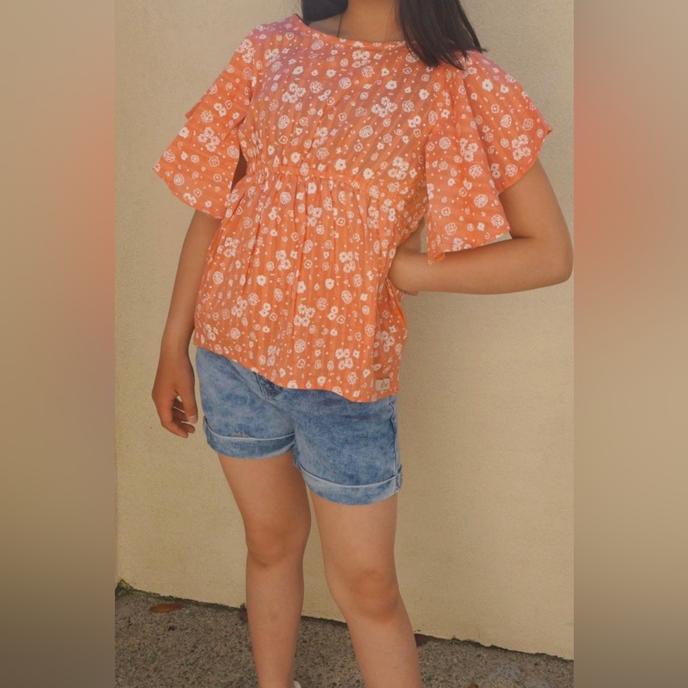 Cute too and shorts combo favourite for the longest time